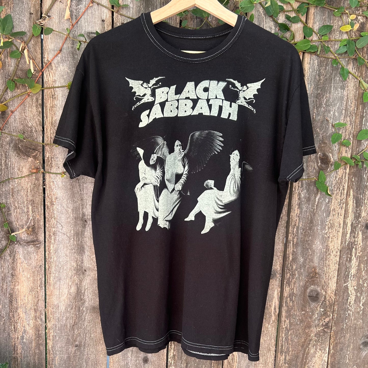 Black Sabbath Large Black Tee