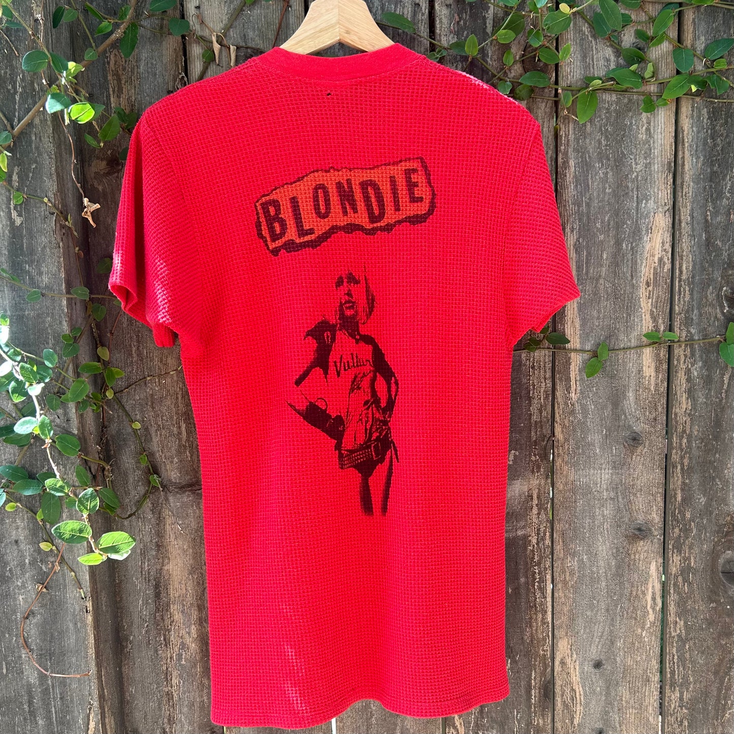 Blondie Vintage Red Double-Sided Large Pocket Tee
